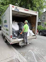 Best Carpet Removal and Disposal  in Highland Park, IL